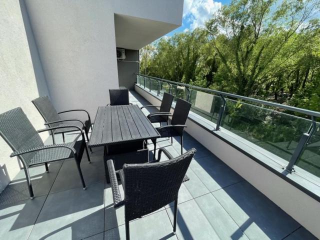 Lakeside Family & Studio Apartments Keszthely Zewnętrze zdjęcie
