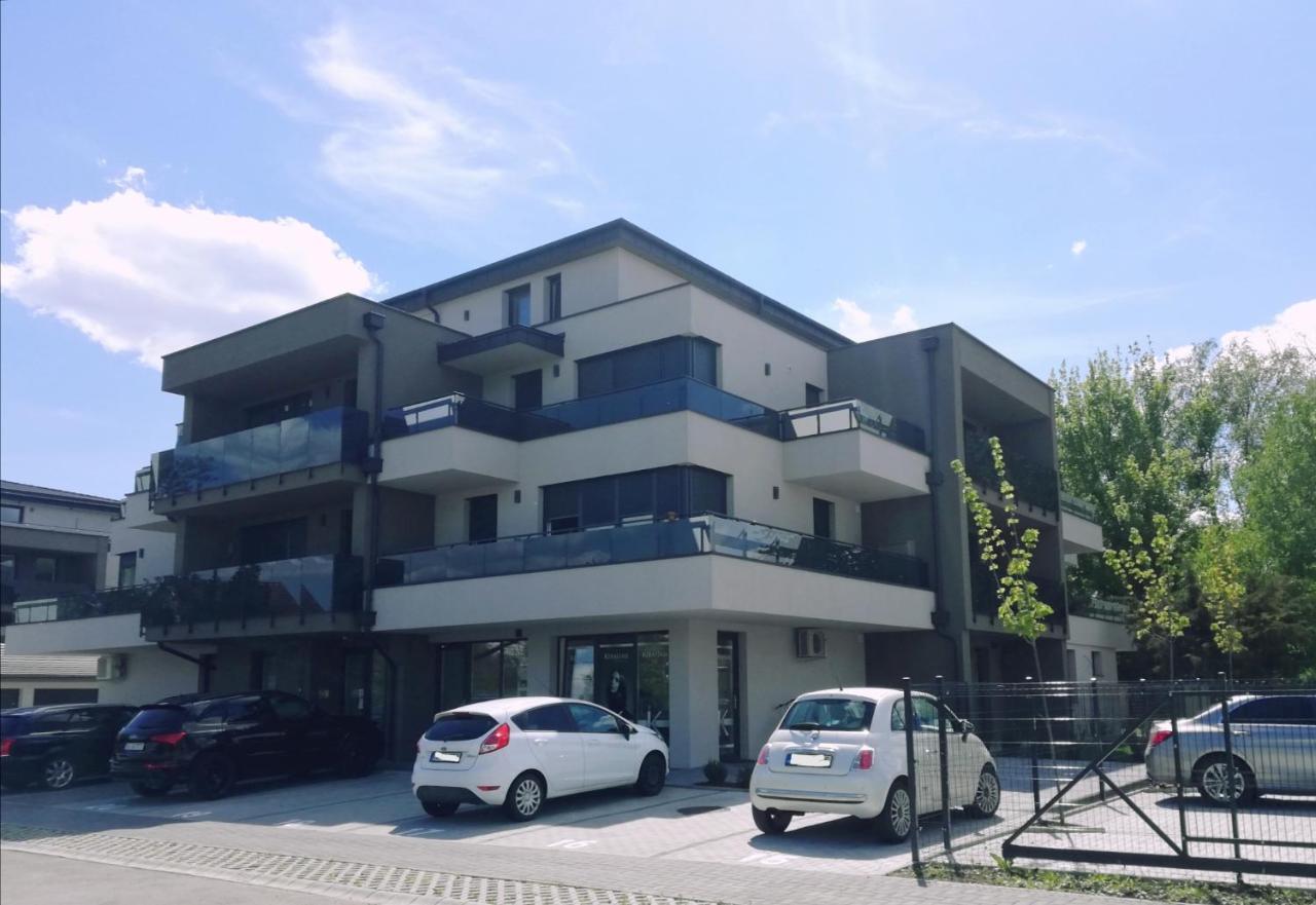 Lakeside Family & Studio Apartments Keszthely Zewnętrze zdjęcie